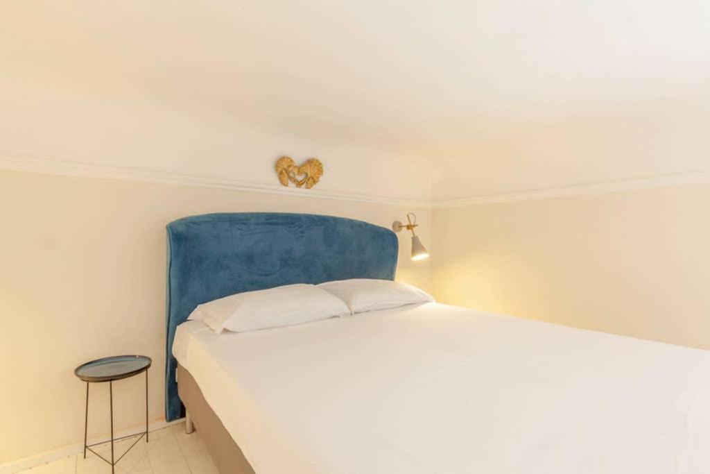 Apartamento Santa Croce. Quiet, Large&luminous Loft Florencia