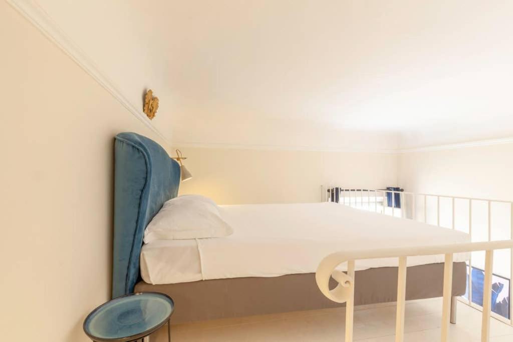 Apartamento Santa Croce. Quiet, Large&luminous Loft *