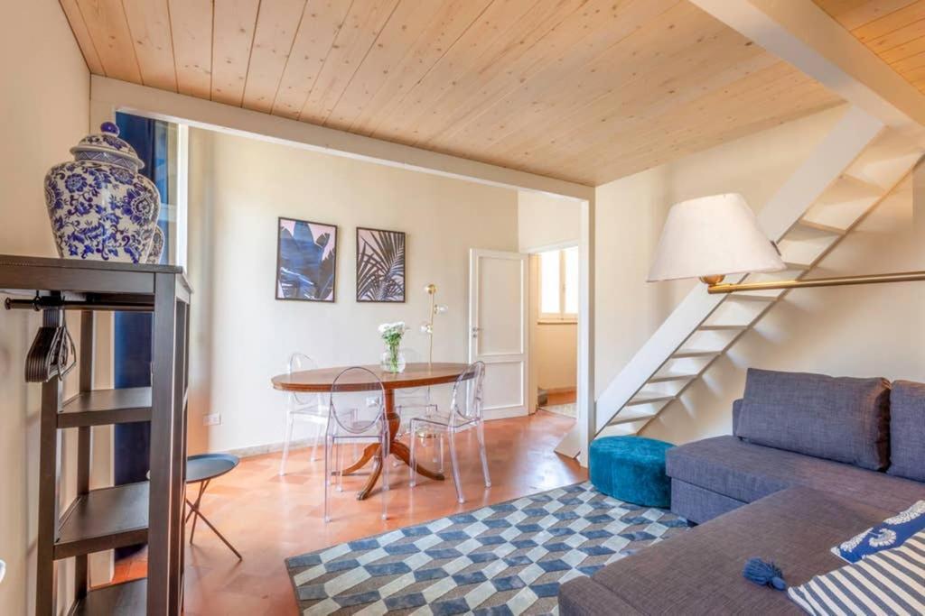 Apartamento Santa Croce. Quiet, Large&luminous Loft *